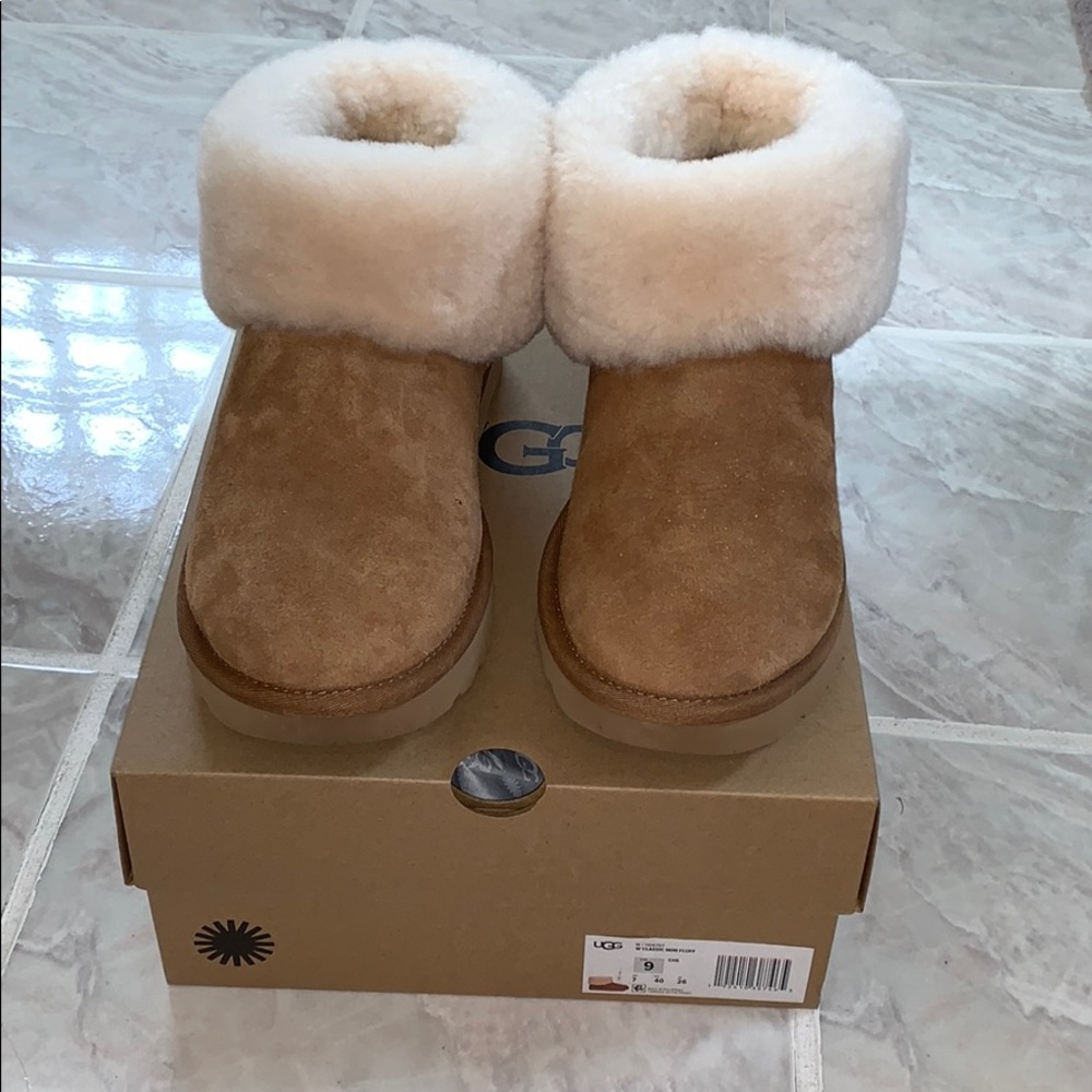 Ugg Classic mini fluff